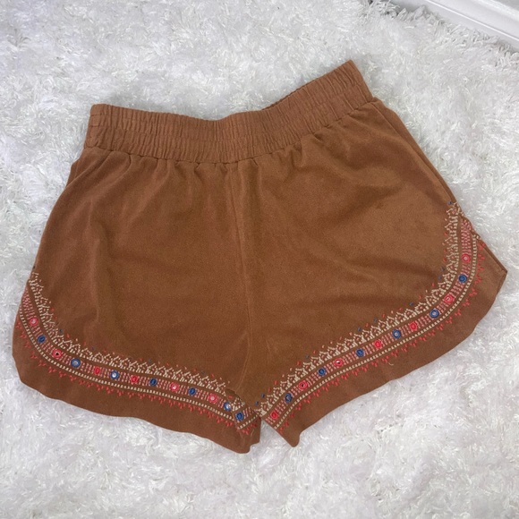 Xhilaration tribal shorts embroidered stretchy - Picture 3 of 4